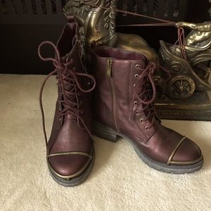 NWOT Mark, Combat Style Boots, Size 6